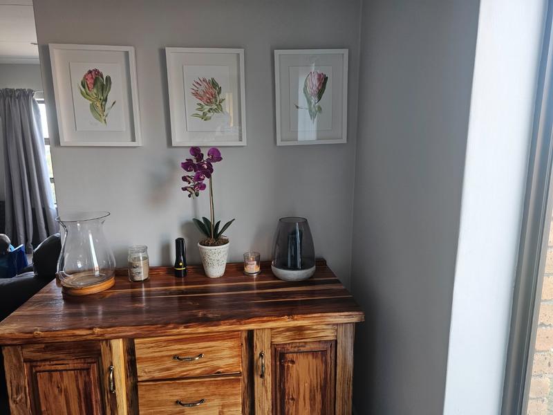 8 Bedroom Property for Sale in Mossel Bay Central Western Cape